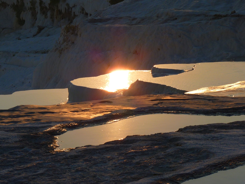 Sun reflection calcium