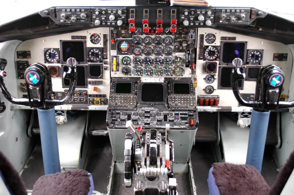 Gauges aircraft aviation