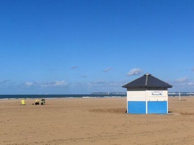 Beach sand horizon