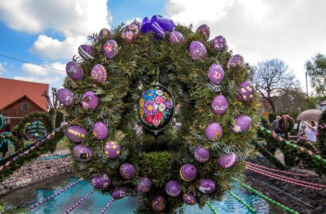 Custom wreath tradition