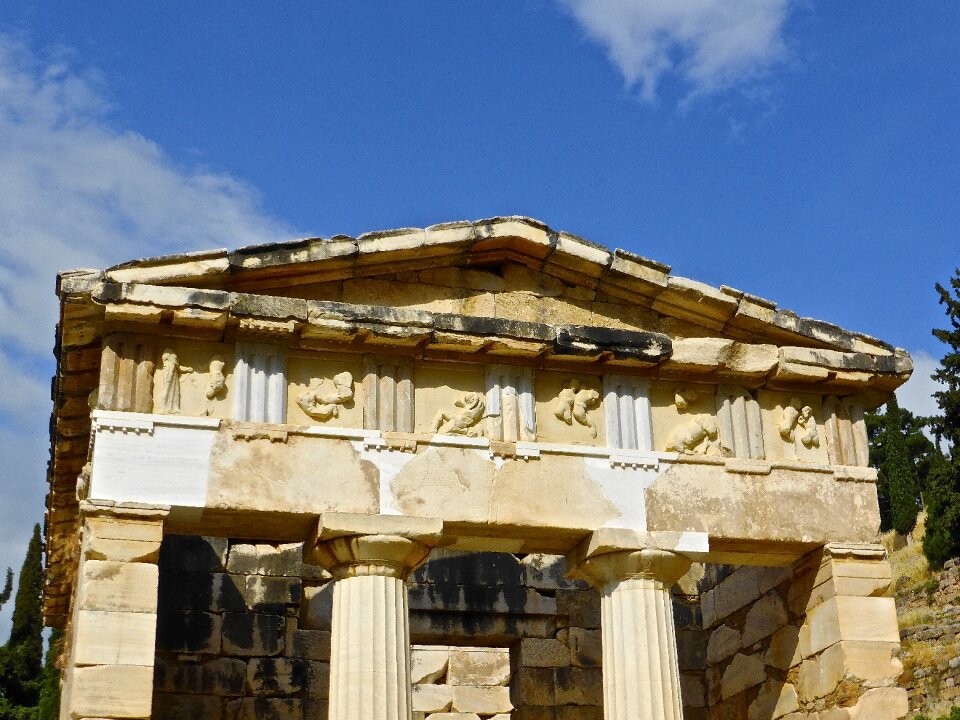 Columns monument architecture