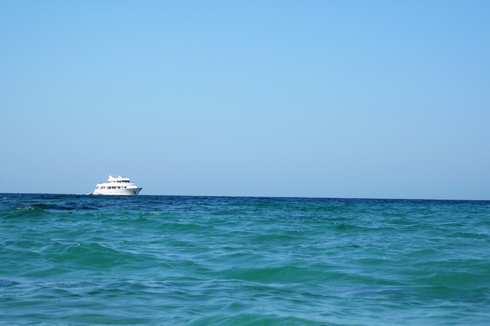 Horizon journey leisure