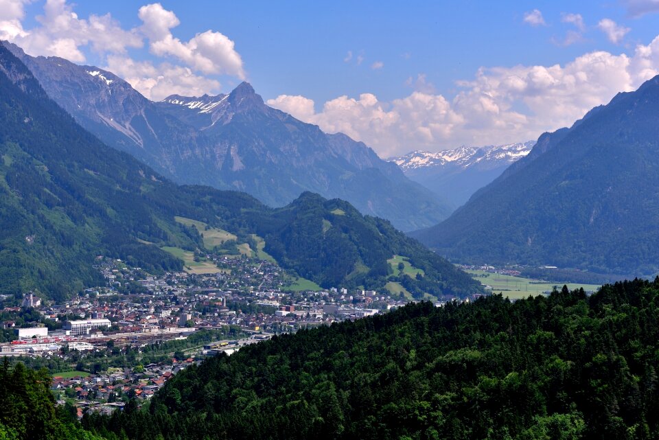 City outlook mountains
