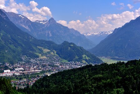 City outlook mountains