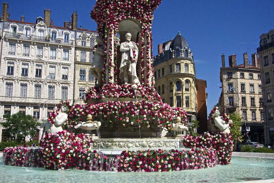 Fountain flower festival