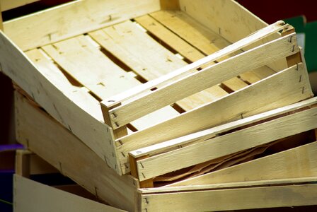 Fund market crates of fruit