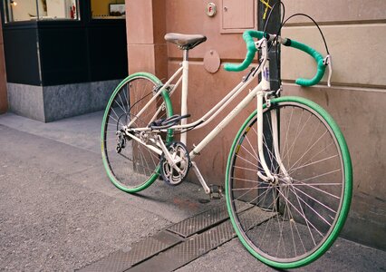 Urban old road bike photo