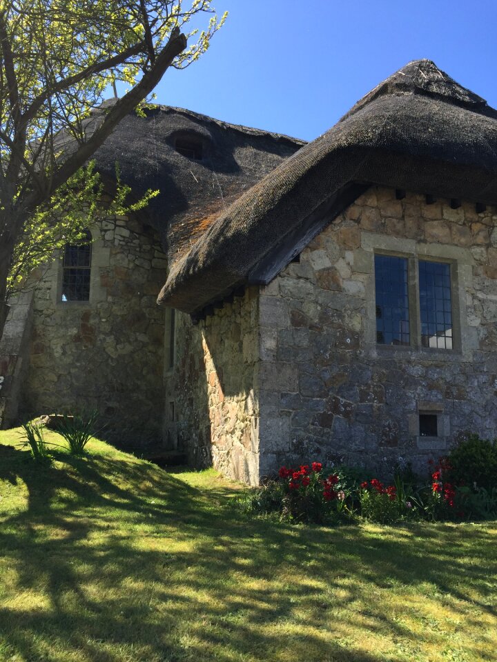 Thatched church church