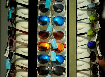 Sunglasses eyes mode