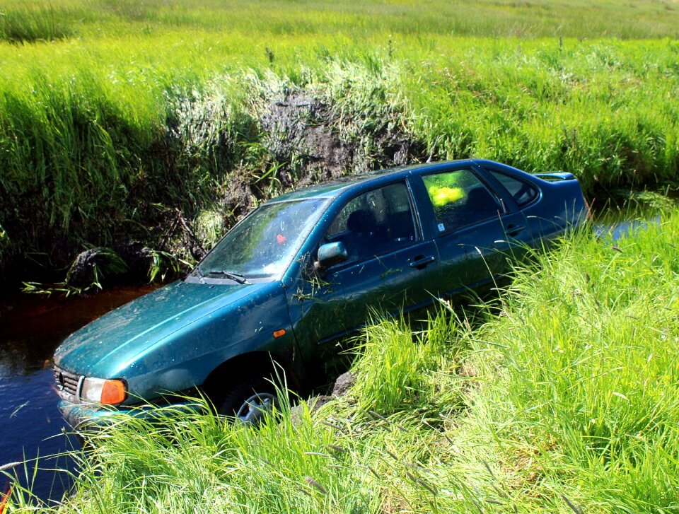 Slipped off wreck dare