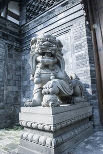 Statue culture asia