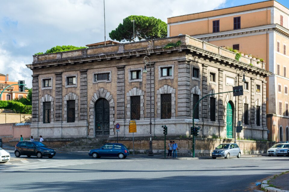 Province building architecture