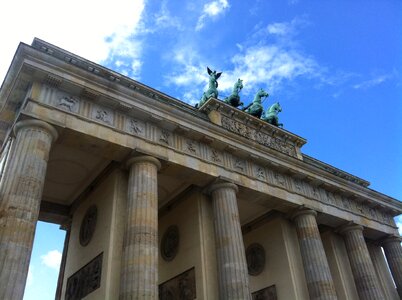 Landmark columnar horses