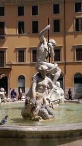 Rome piazza navona sculpture