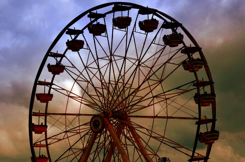 Entertainment fun circle
