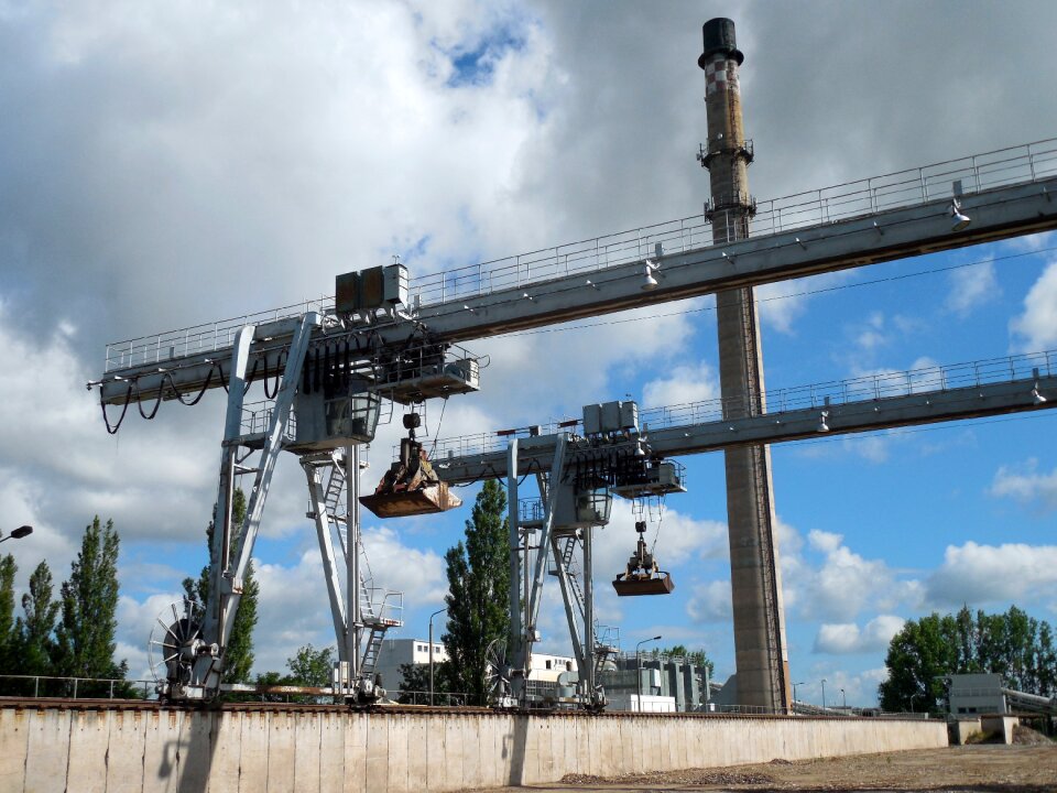 Machines heating plant processing