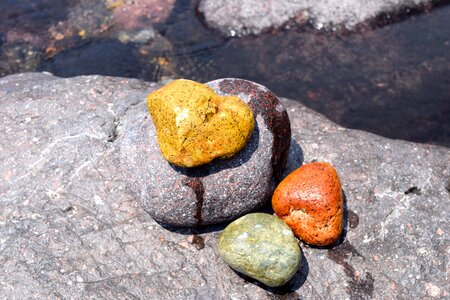 Pebble rock waters photo