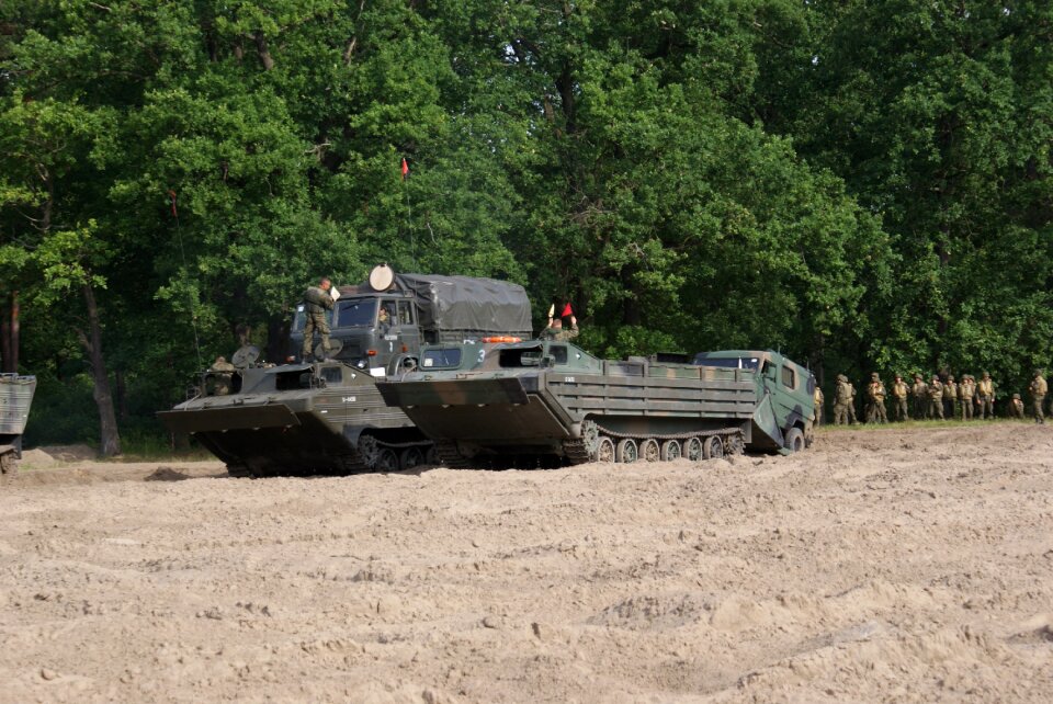 Wolverines amphibian the army