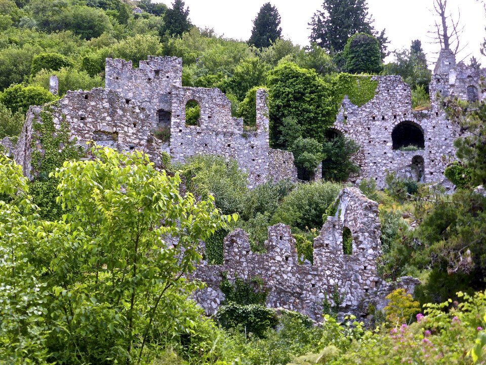 Walls old rock