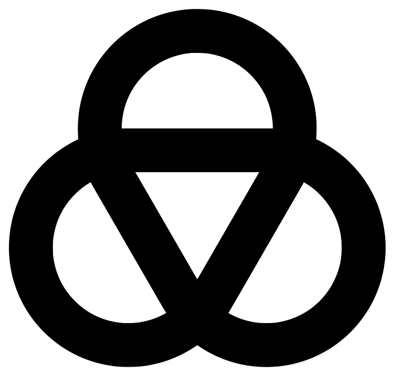 Trefoil-triquetra-circular-arcs-around-triangle