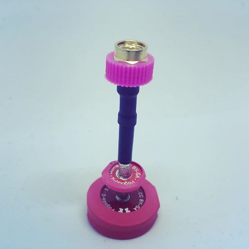 Knurled nut cover for FPV antennae