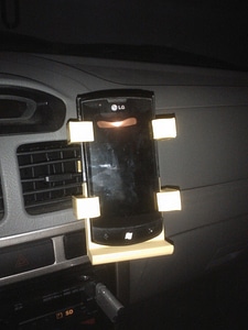 Car-Mount for Smartphone