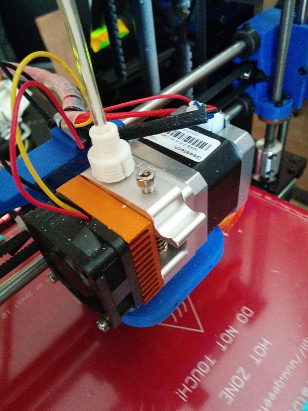 Fixation tube sur extrudeur prusa I3A Geeetech 