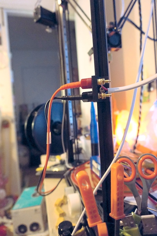 Female Banana Plug / Binding Post to 20mm T-Slot Holder