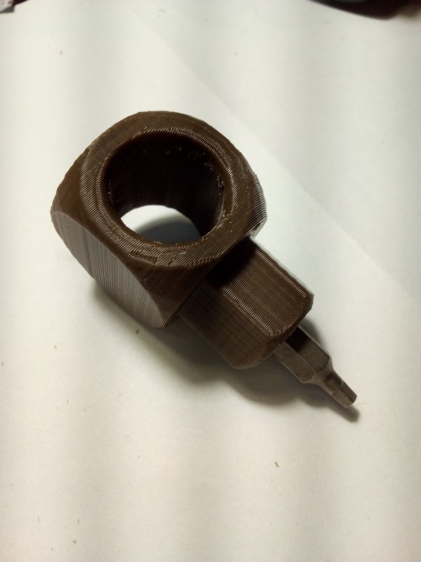 Finger bit driver