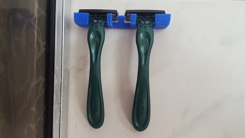 Suporte para barbeadores e(ou) depiladores