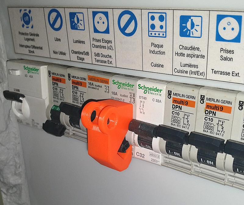 mcb / circuit braker / fuse lockout - Consignateur disjoncteur