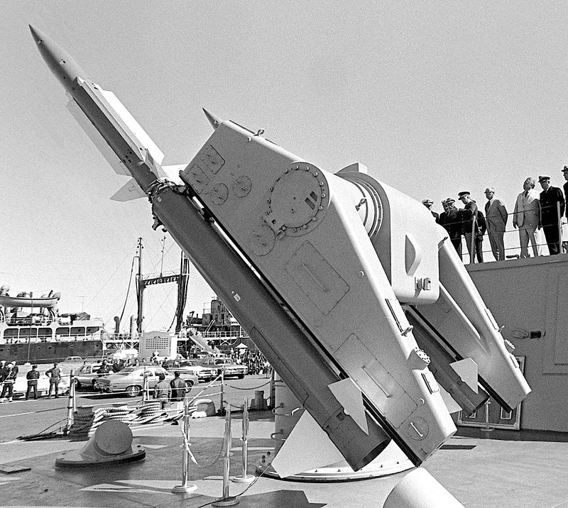 Terrier RIM-2 Missiles  launcher mk10 