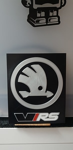  RS Logo