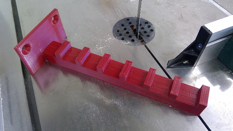 Band Saw Blade Wall Mount Holder