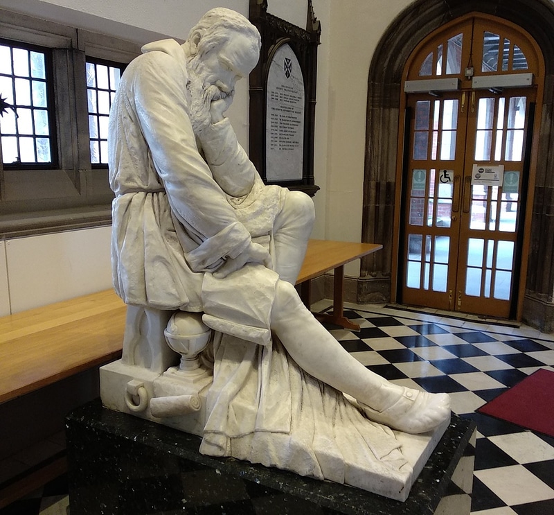 Galileo Galilei statue
