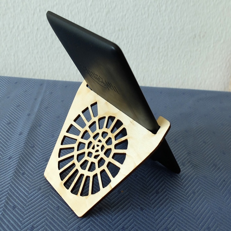 Kindle Paperwhite Stand/Grip