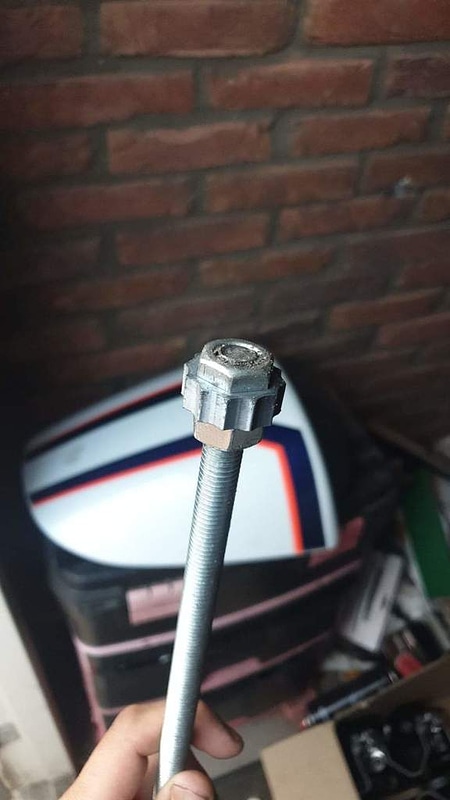 Fork seperator tool for suzuki gs500 early years