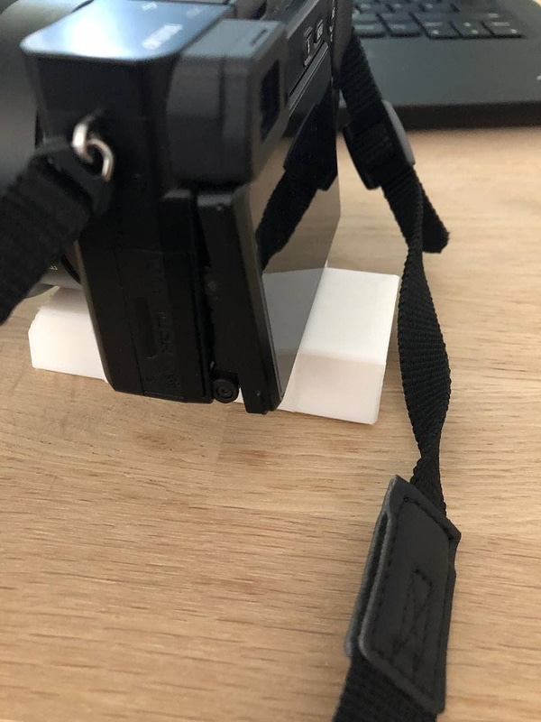 Thumb 0