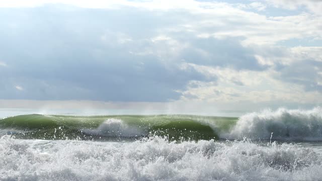 Wave beach torn