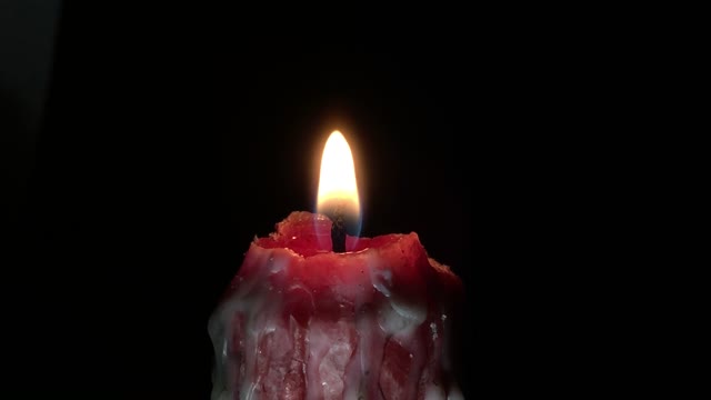 Candle red calls