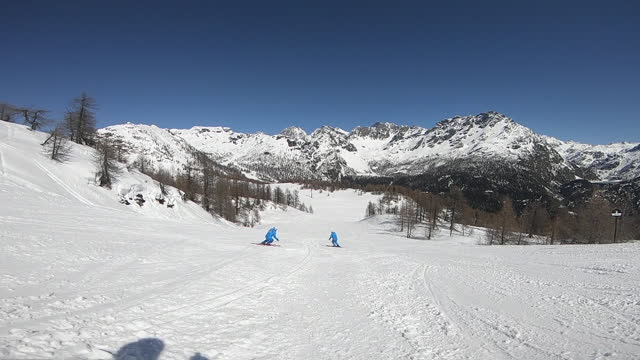 Scuolasci crossroads ski