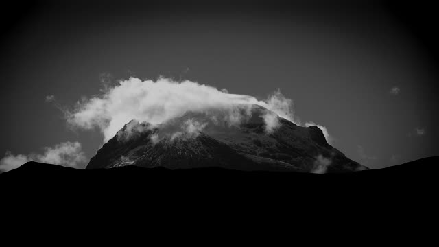 Nature black and white nevado