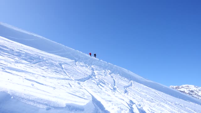 To ski deep snow ski sport