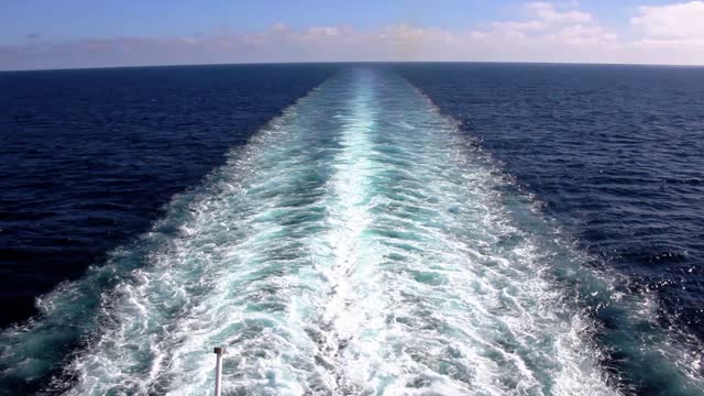 Sea water ship