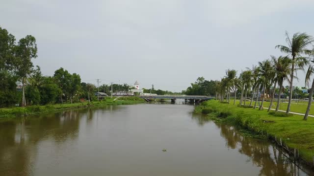 Bridge river street