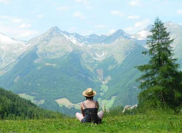 Country girl tourism