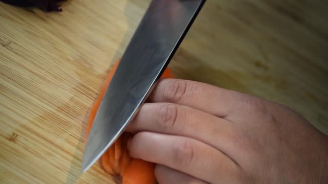 Chop vegetables food