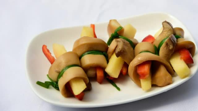 Gourmet vegetarian small disc