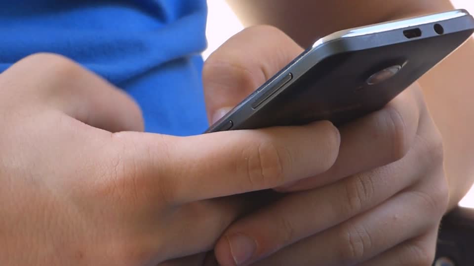 Mobile phone message boy