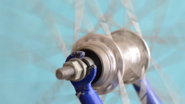 Wheel turn bike